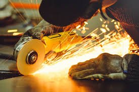 A Comprehensive Guide to Buying an Angle Grinder: What You Need to Know